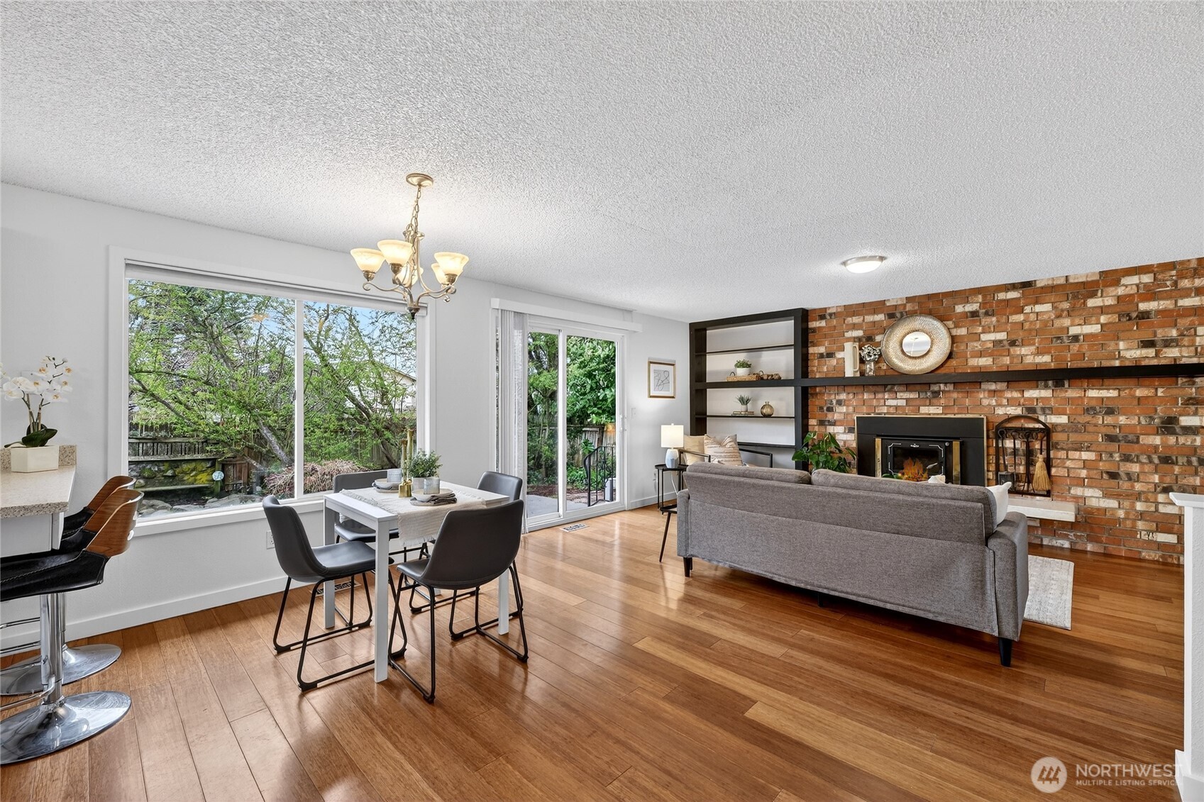 927 S 240th Place , Des Moines, WA 98198