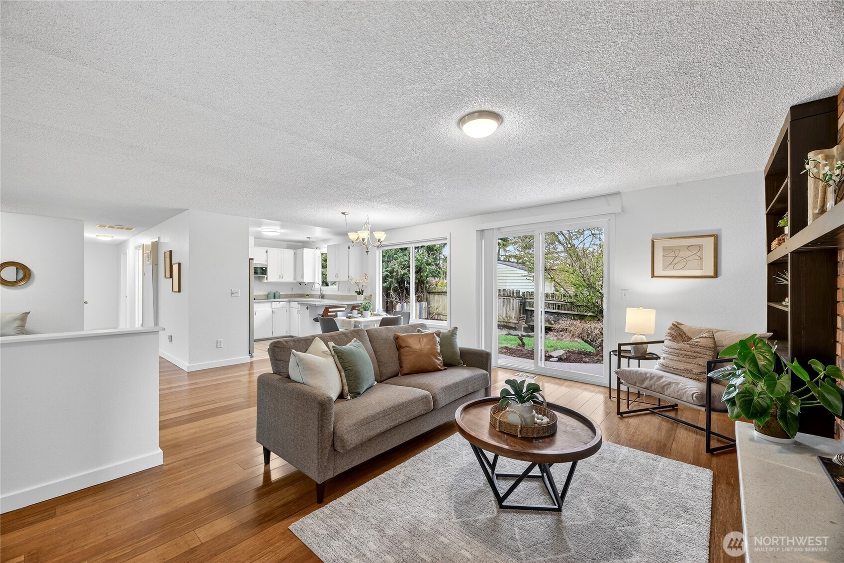 927 S 240th Place , Des Moines, WA 98198