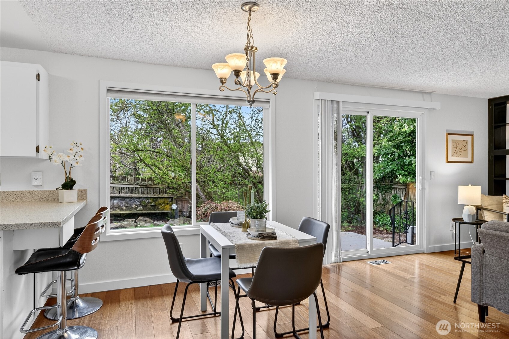 927 S 240th Place , Des Moines, WA 98198