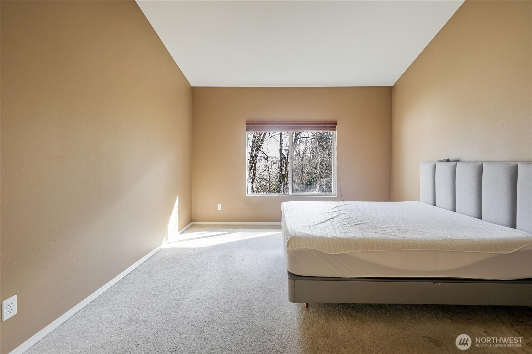 22534 43rd Avenue S #19-3, Kent, WA 98032-8470