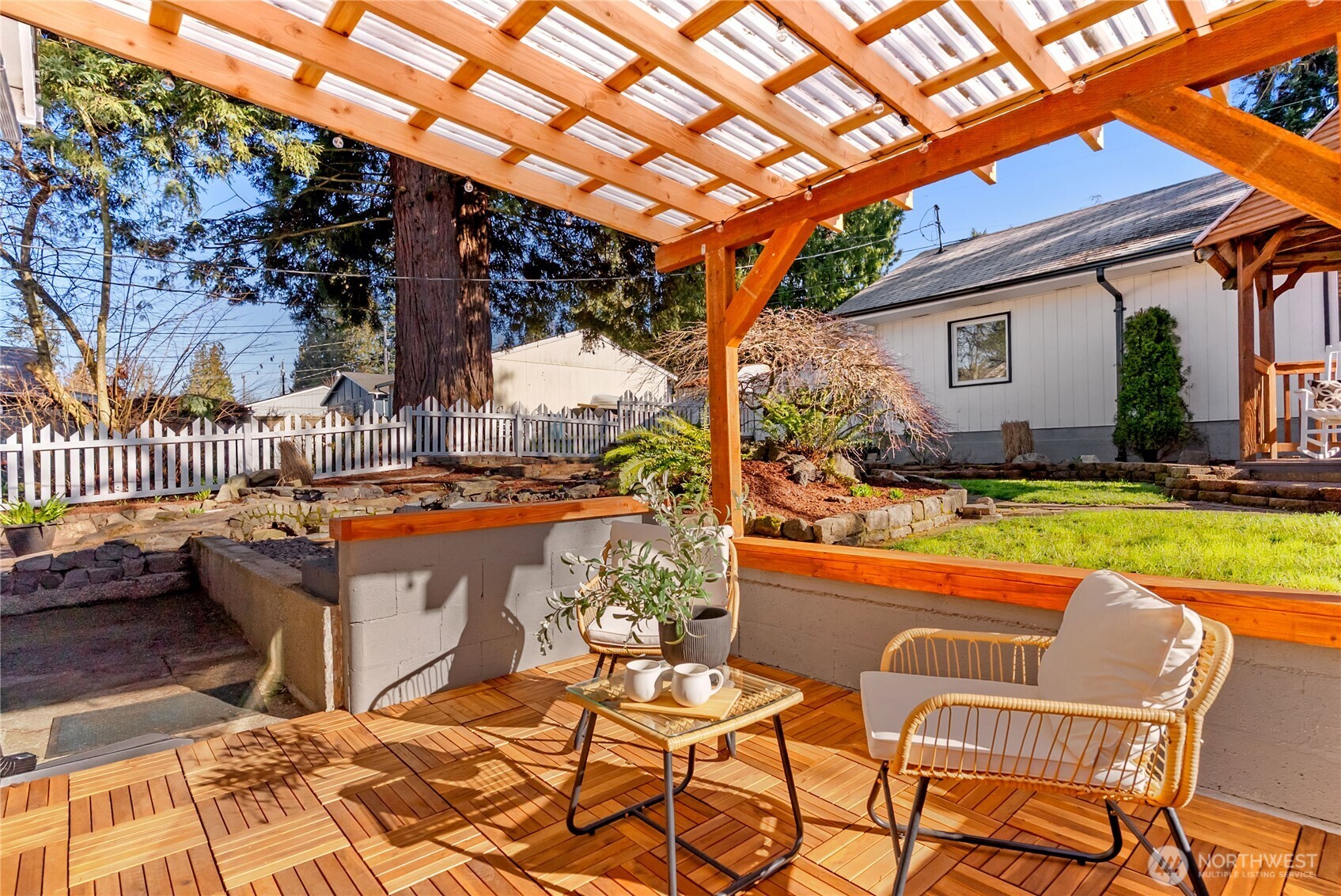 1239 S Verde Street , Tacoma, WA 98405-1146