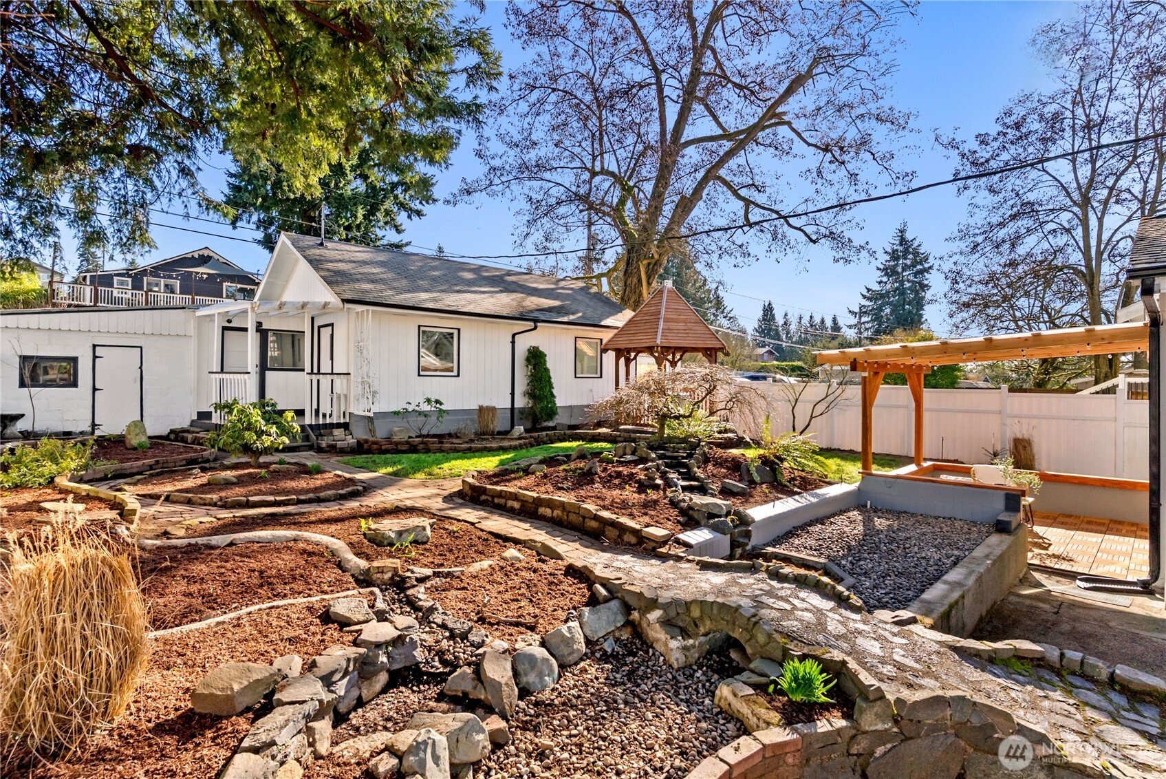 1239 S Verde Street , Tacoma, WA 98405-1146