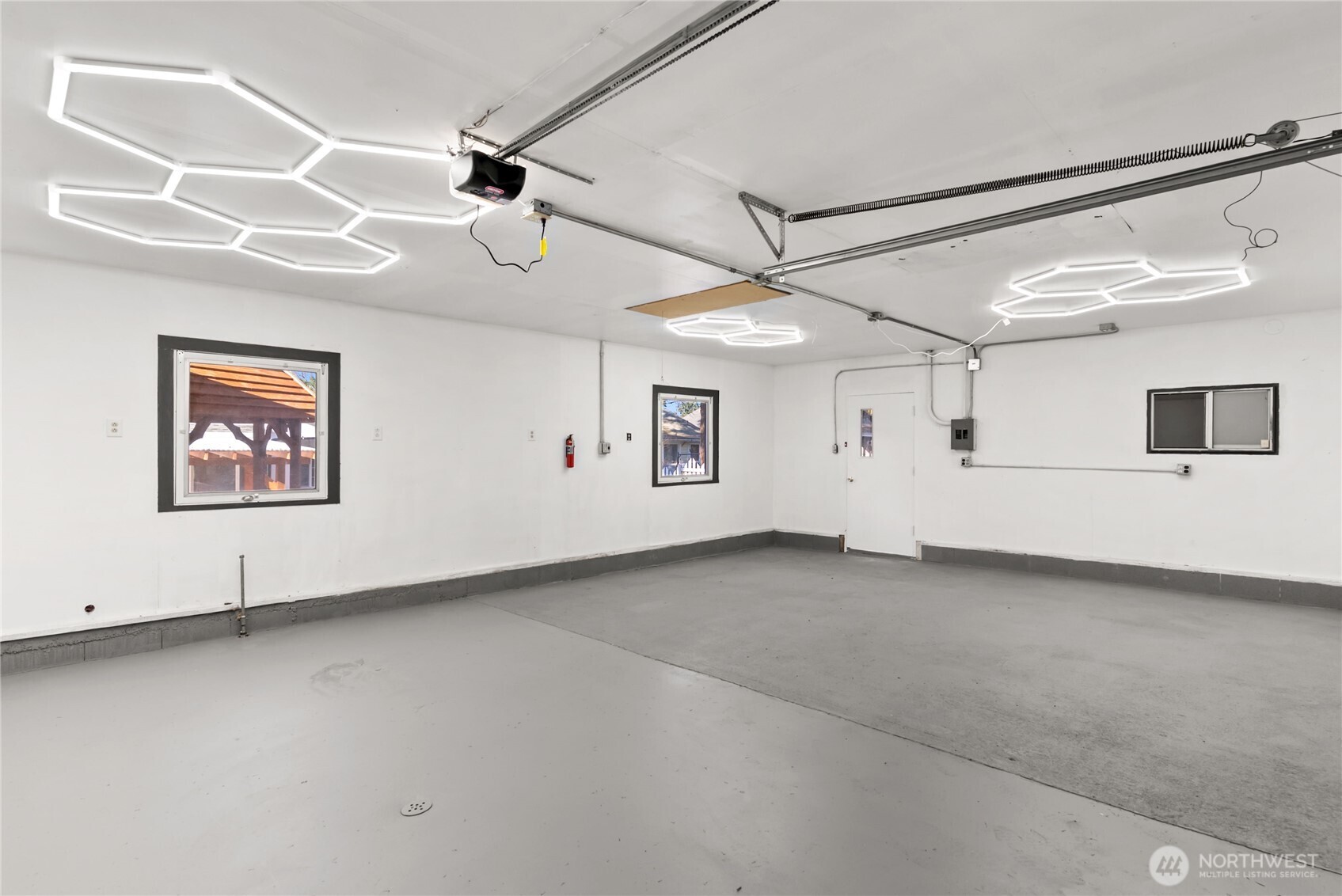 1239 S Verde Street , Tacoma, WA 98405-1146