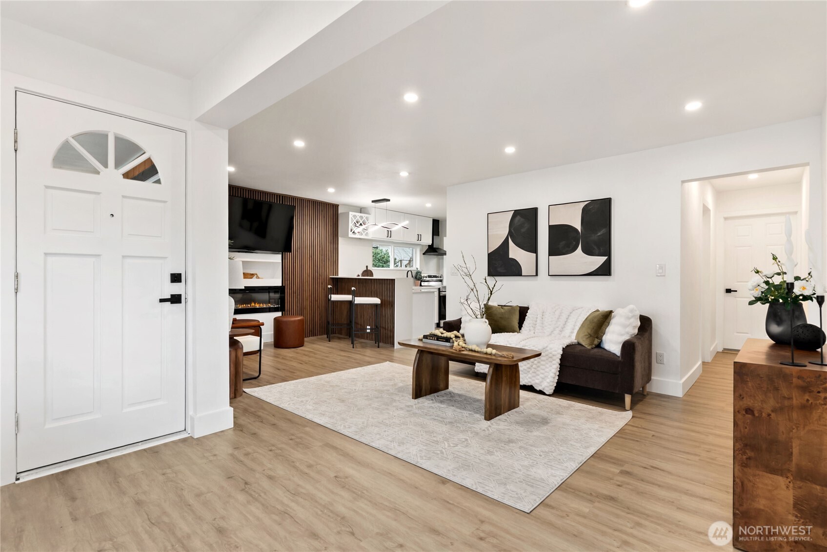 1239 S Verde Street , Tacoma, WA 98405-1146