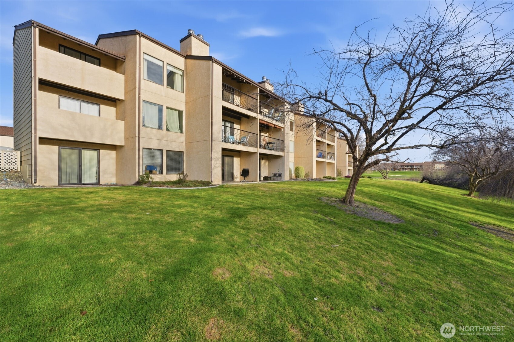 303 Gage Boulevard #322, Richland, WA 99352-8902