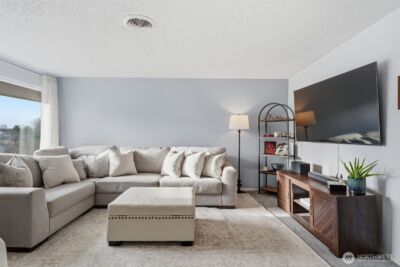 303 Gage Boulevard #322, Richland, WA 99352-8902 - Photo 2