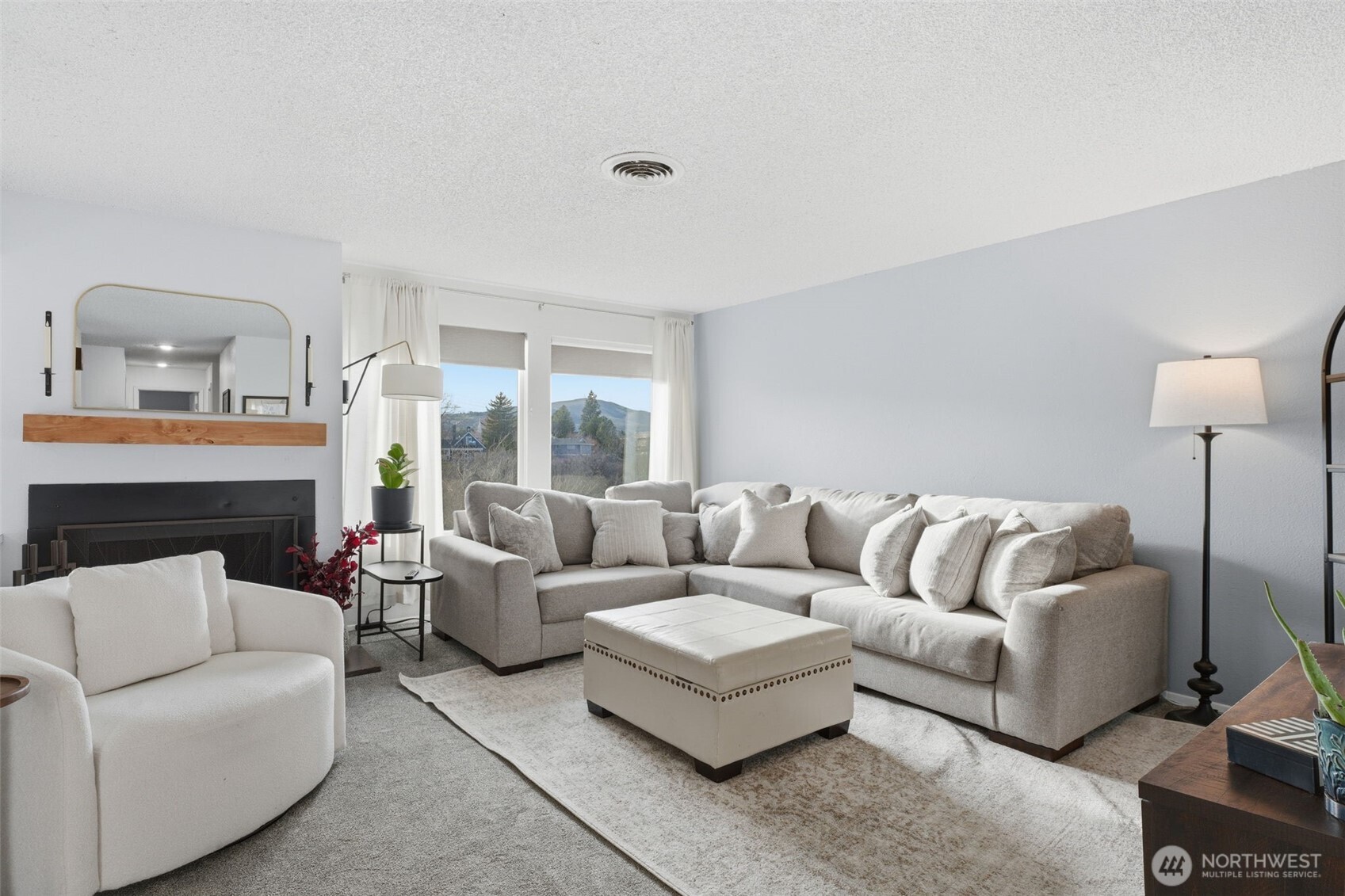 303 Gage Boulevard #322, Richland, WA 99352-8902