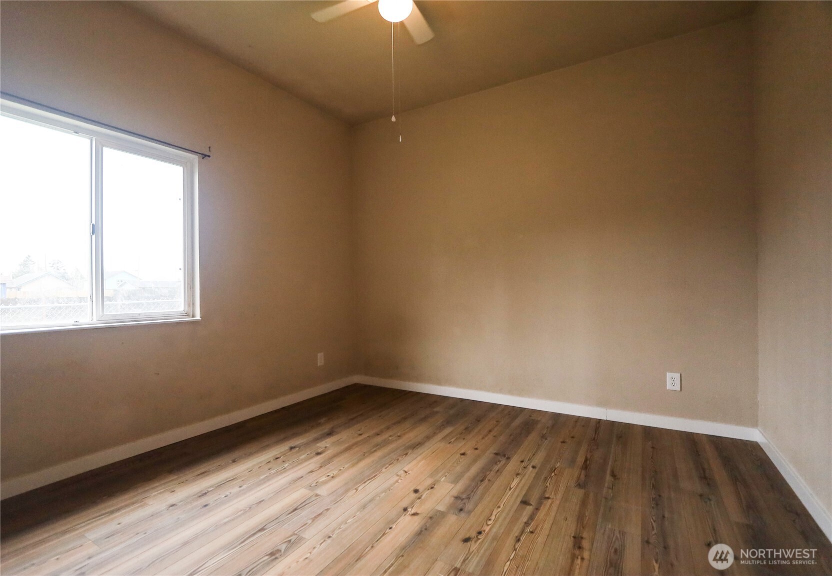 912 Ramer Avenue , Hoquiam, WA 98550