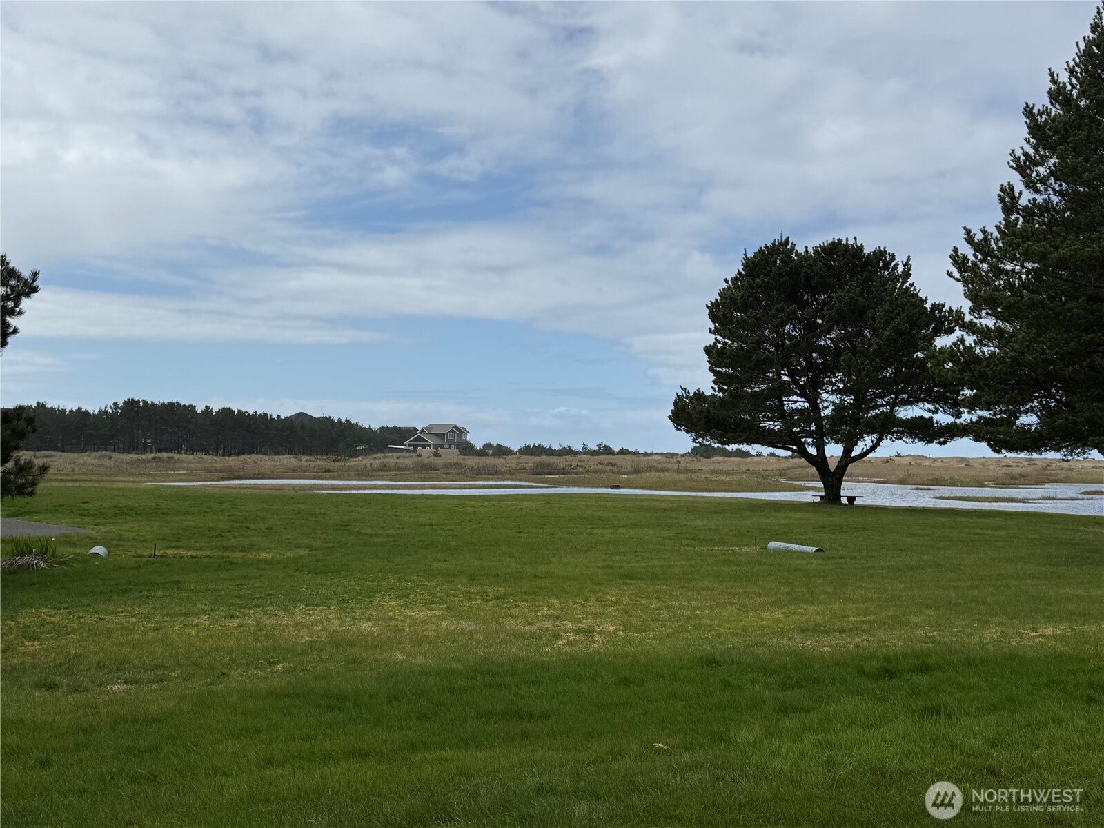 210 26th Street NW #411/12, Long Beach, WA 98631