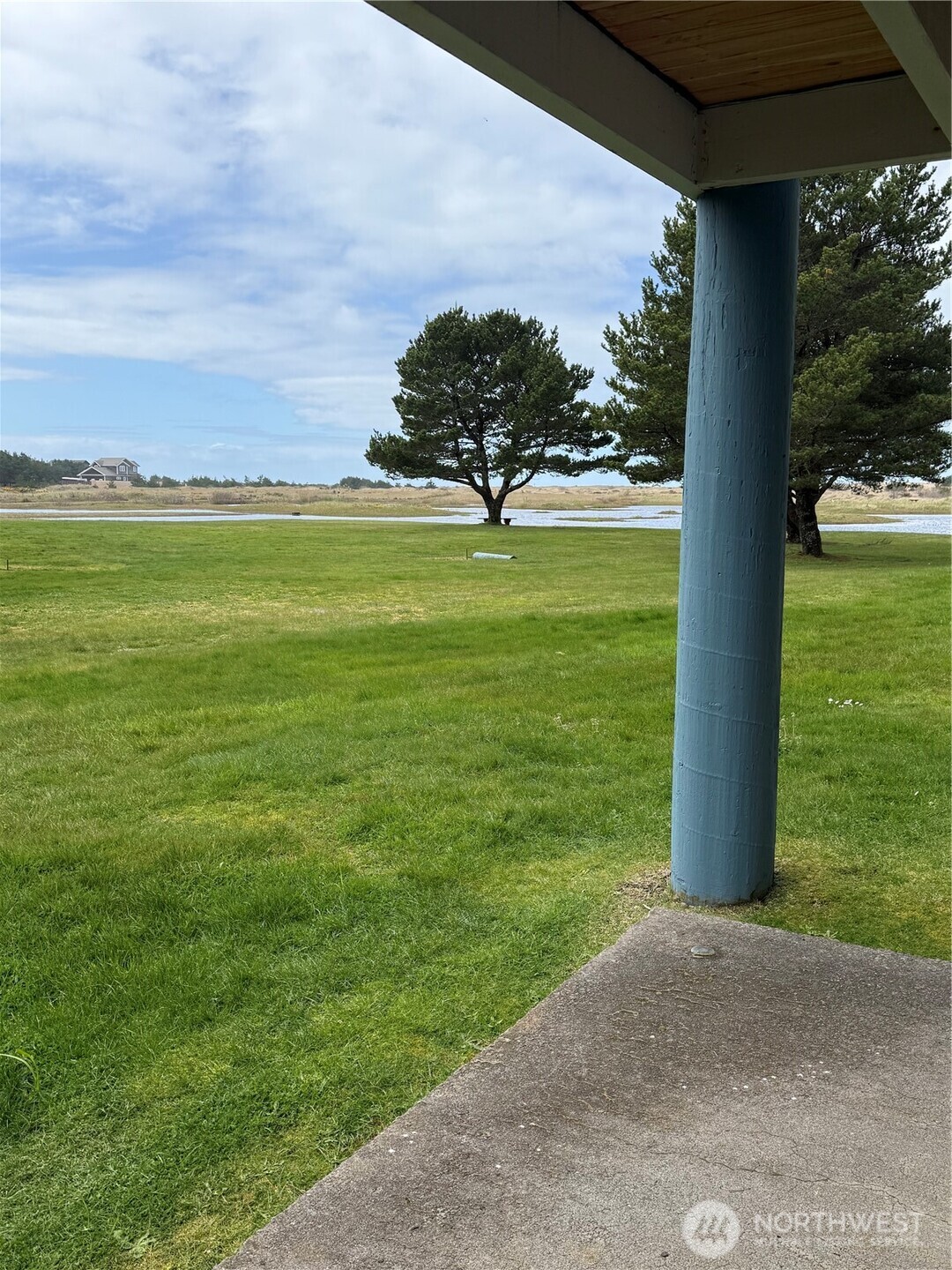 210 26th Street NW #411/12, Long Beach, WA 98631