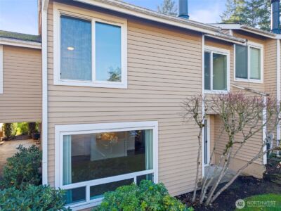 1215 S 237th Lane #1308, Des Moines, WA 98198