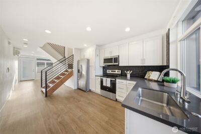 1055 S Cloverdale Street , Seattle, WA 98108-4744