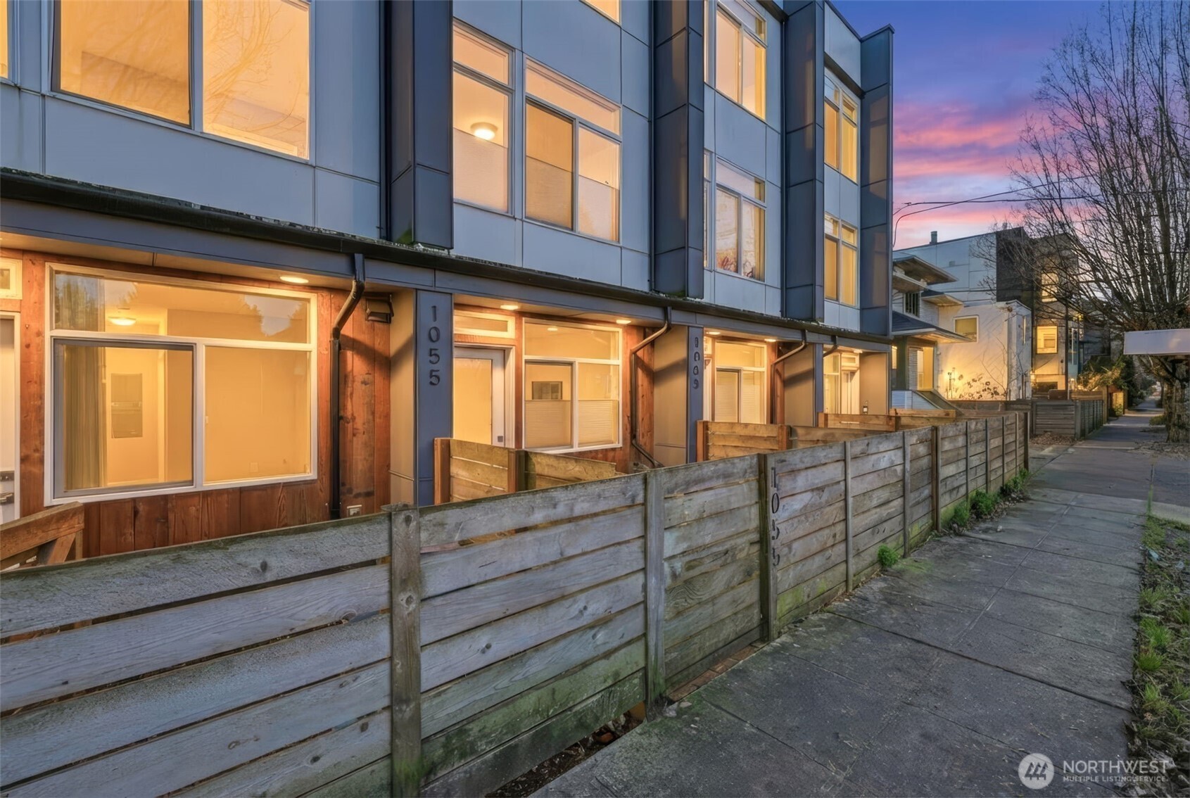 1055 S Cloverdale Street , Seattle, WA 98108-4744