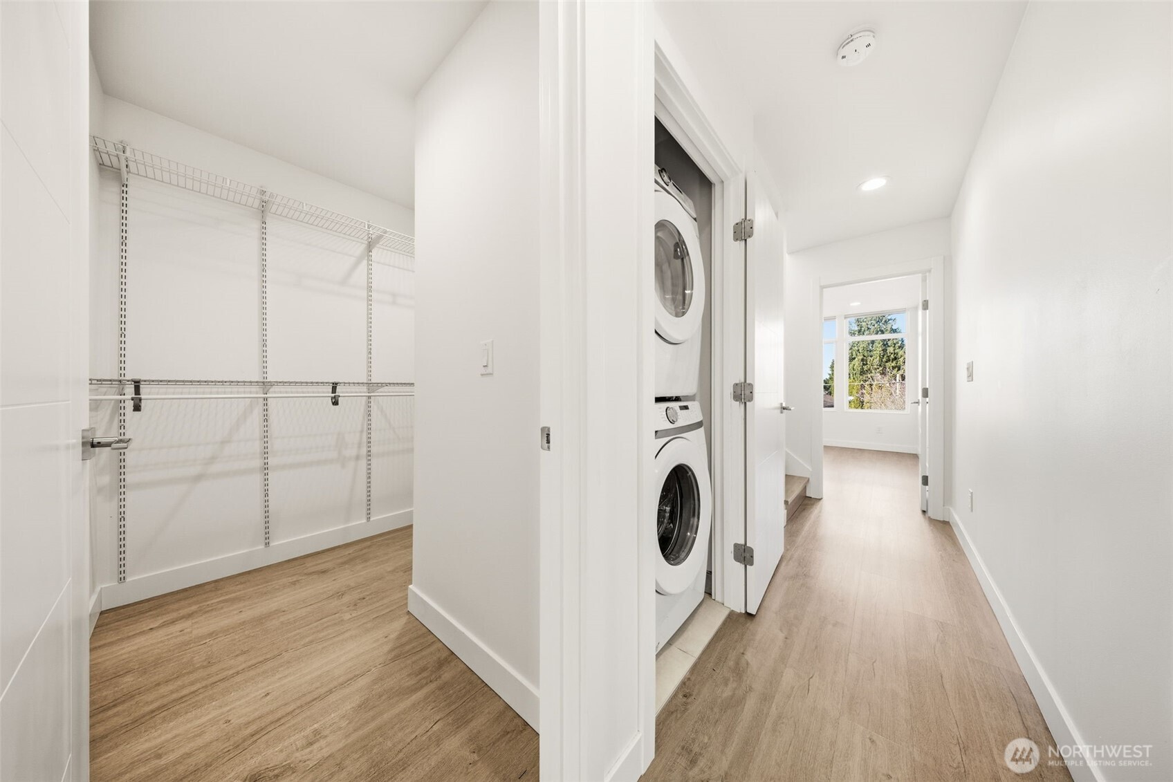 1055 S Cloverdale Street , Seattle, WA 98108-4744