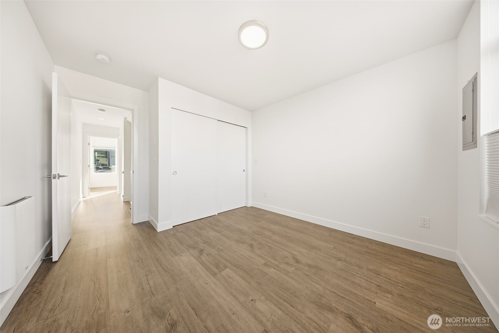 1055 S Cloverdale Street , Seattle, WA 98108-4744