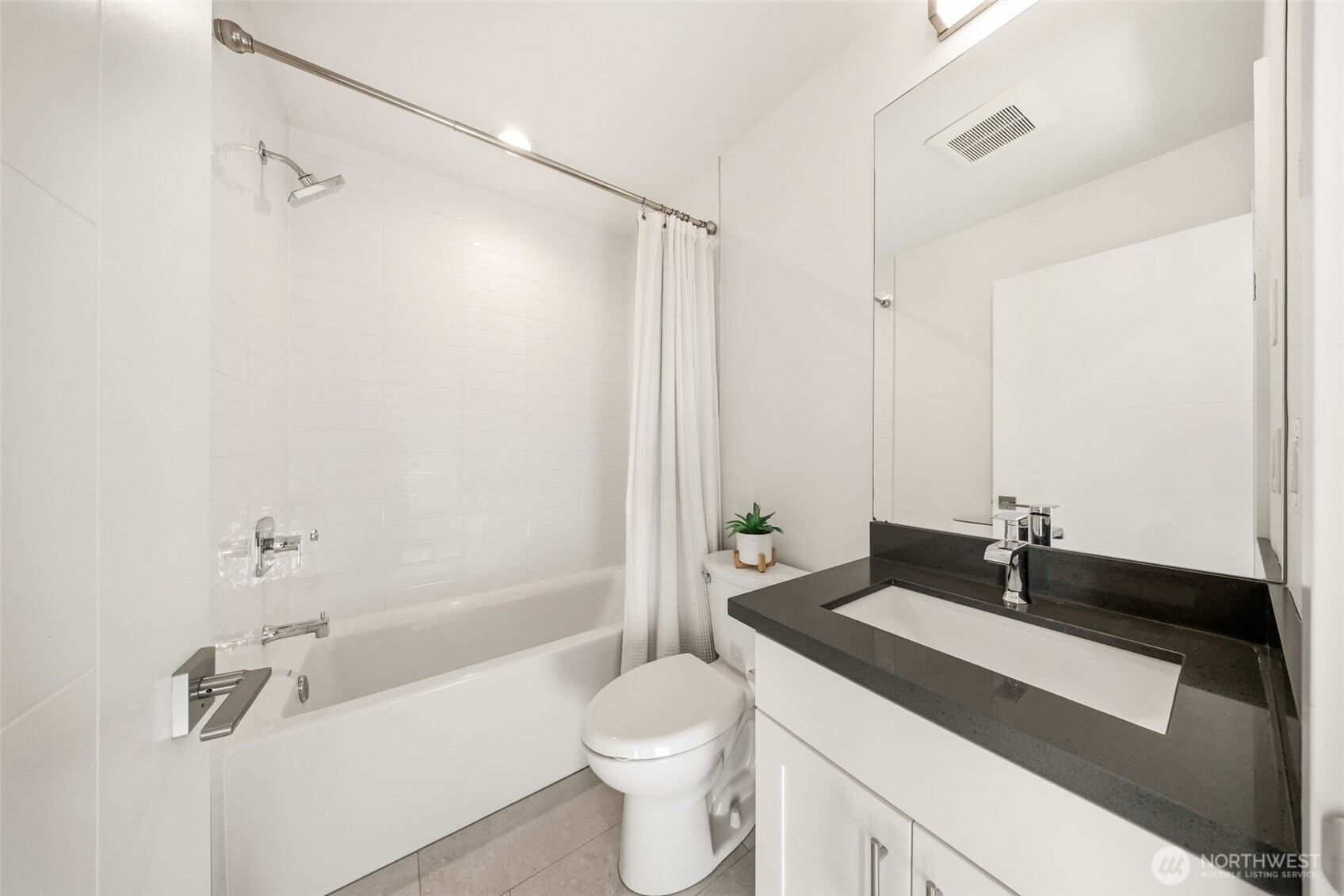 1055 S Cloverdale Street , Seattle, WA 98108-4744