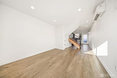 1055 S Cloverdale Street , Seattle, WA 98108-4744 - Photo 10