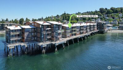 3717 Beach Drive SW #214, Seattle, WA 98116 - Photo 2