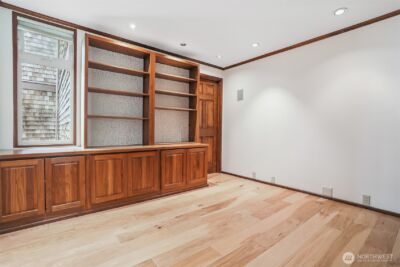 3717 Beach Drive SW #214, Seattle, WA 98116 - Photo 23