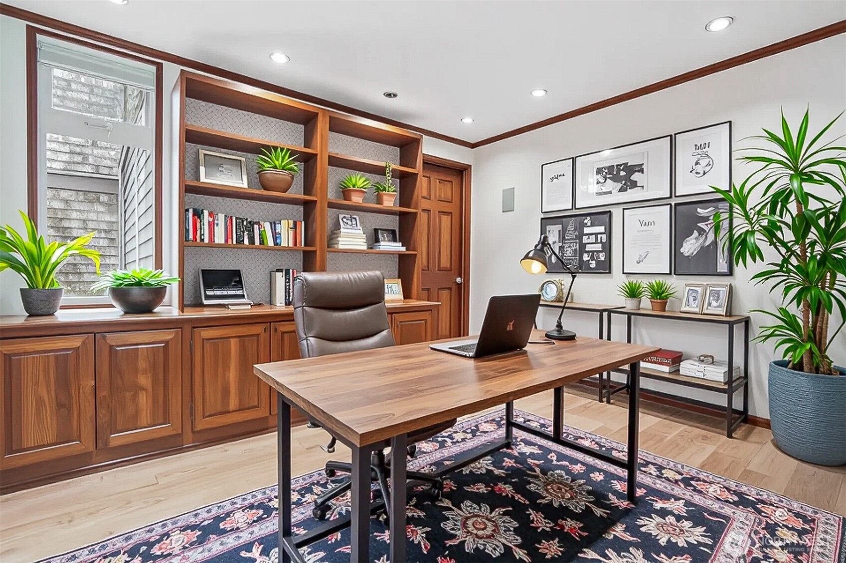 3717 Beach Drive SW #214, Seattle, WA 98116