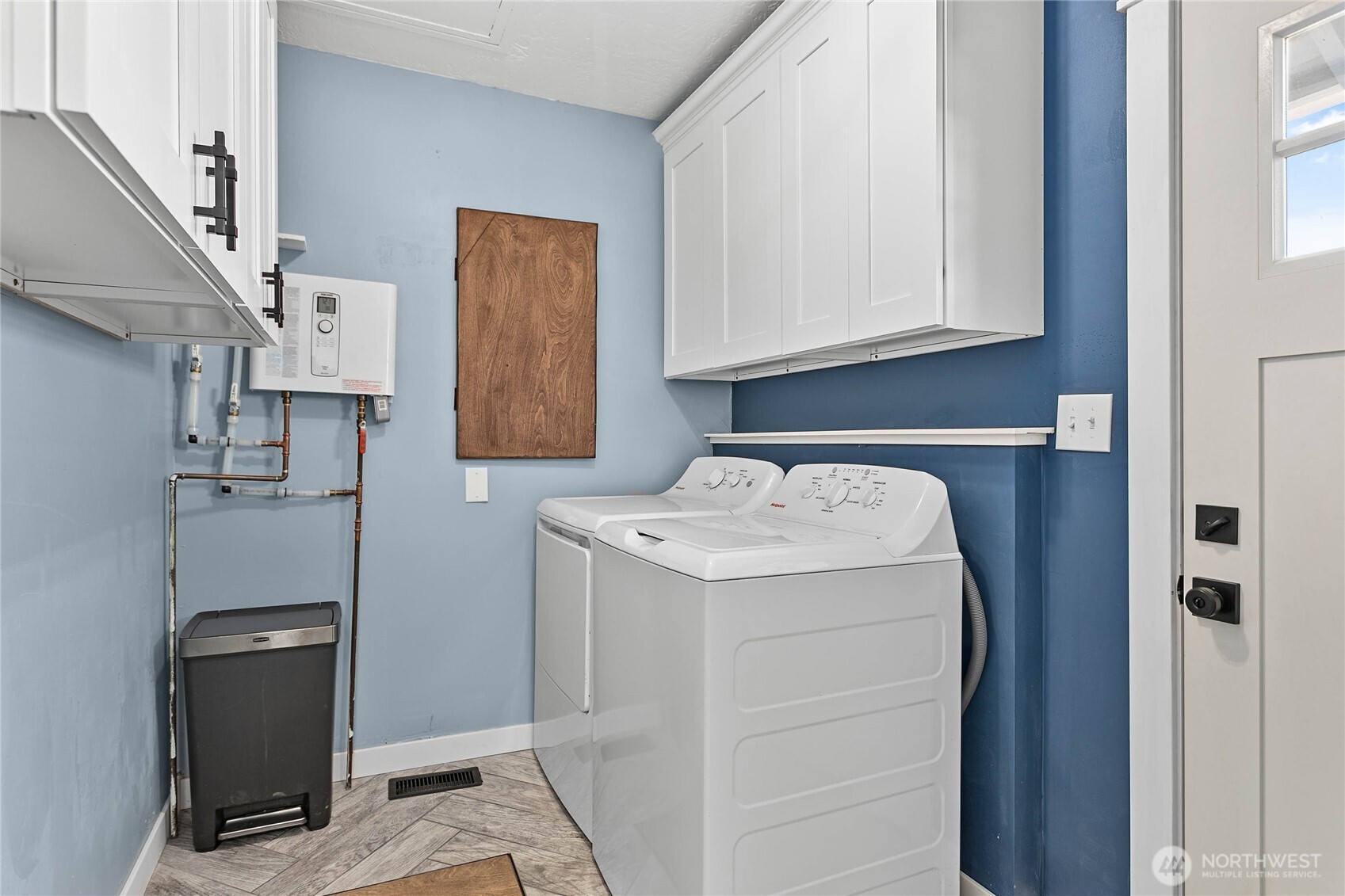 208 Harrison Street , Sumas, WA 98295