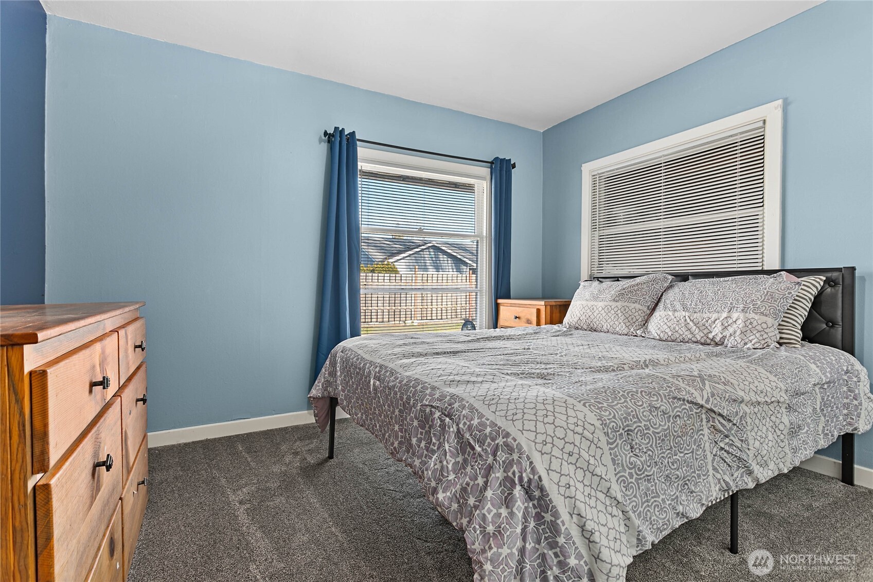 208 Harrison Street , Sumas, WA 98295