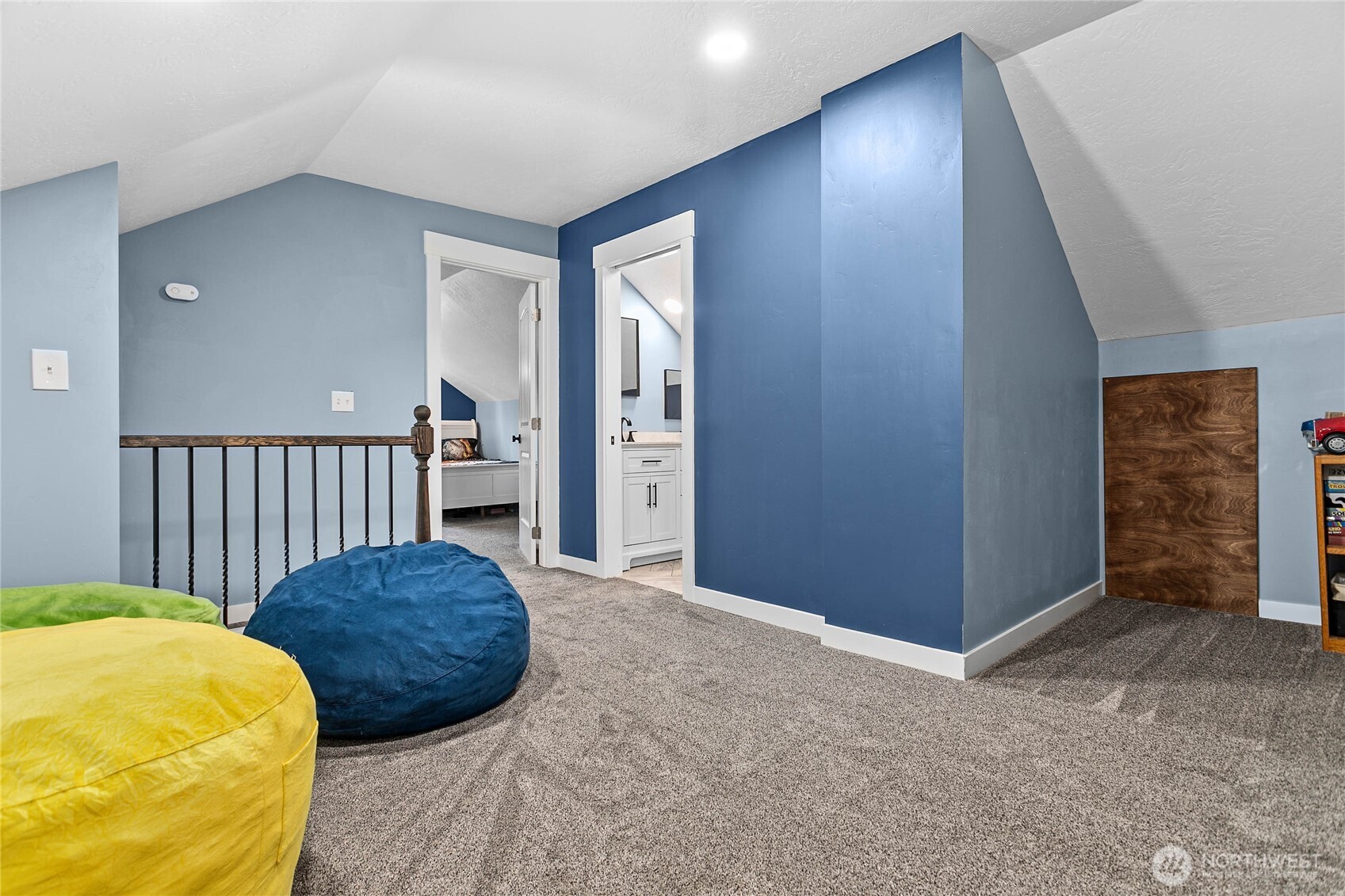 208 Harrison Street , Sumas, WA 98295