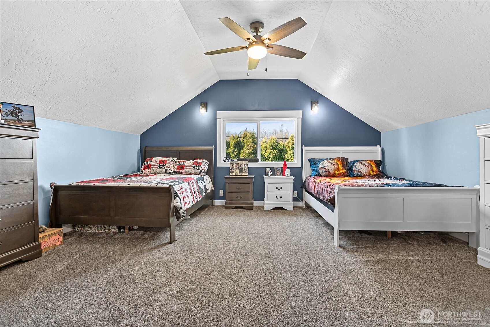 208 Harrison Street , Sumas, WA 98295