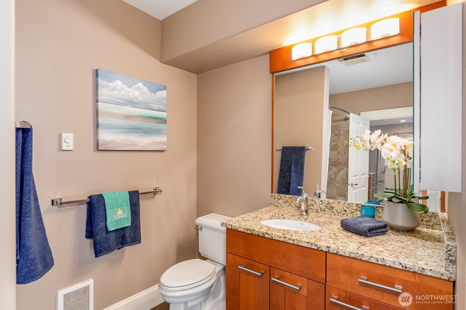 3221 SW Avalon Way #201, Seattle, WA 98126