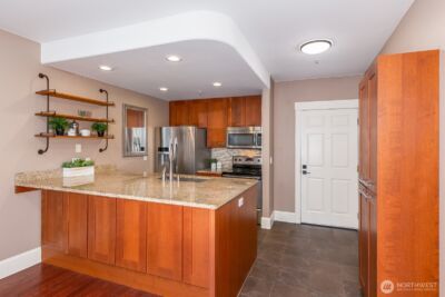 3221 SW Avalon Way #201, Seattle, WA 98126 - Photo 4