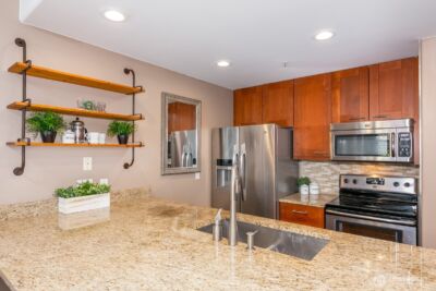 3221 SW Avalon Way #201, Seattle, WA 98126 - Photo 7