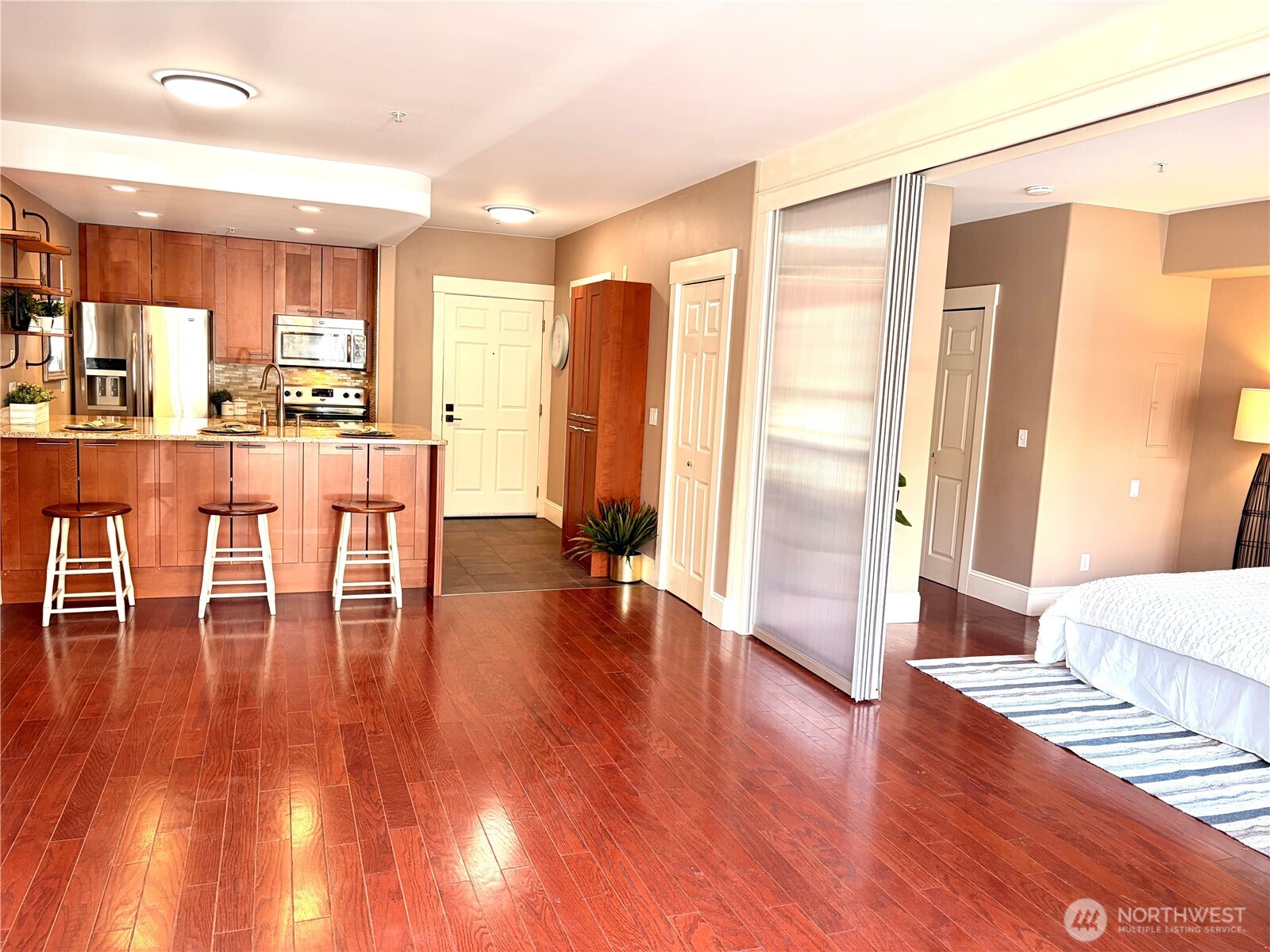 3221 SW Avalon Way #201, Seattle, WA 98126