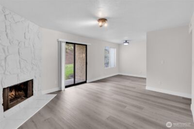 12520 NE 145th Street #E-33, Kirkland, WA 98034 - Photo 14