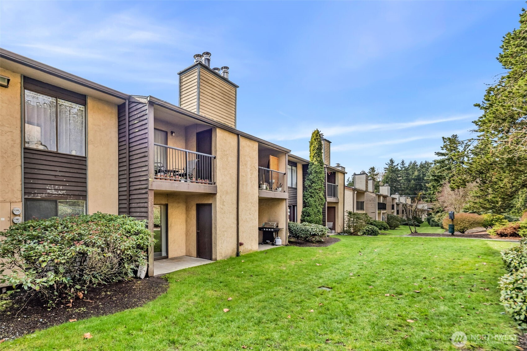 12520 NE 145th Street #E-33, Kirkland, WA 98034
