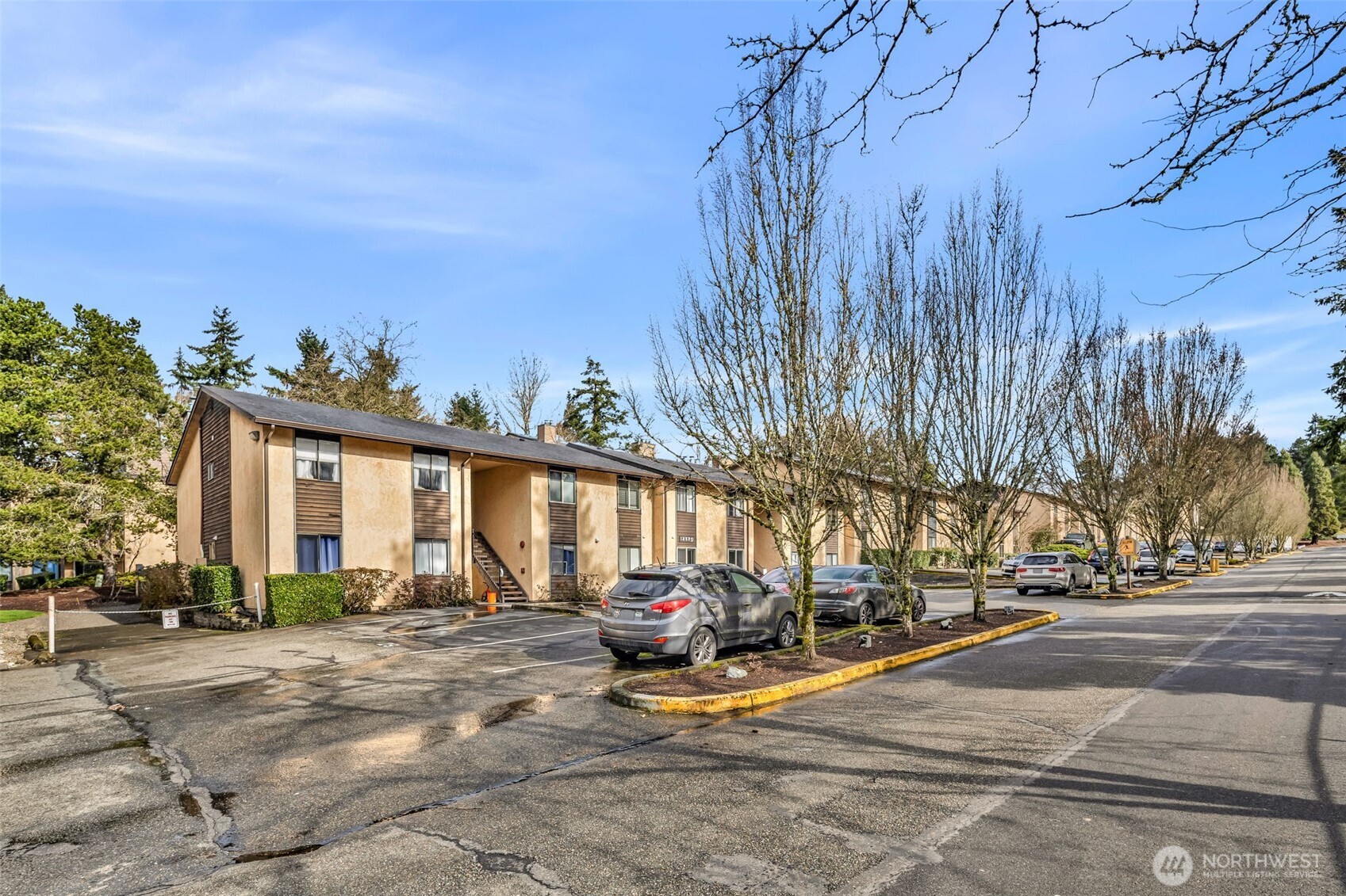 12520 NE 145th Street #E-33, Kirkland, WA 98034