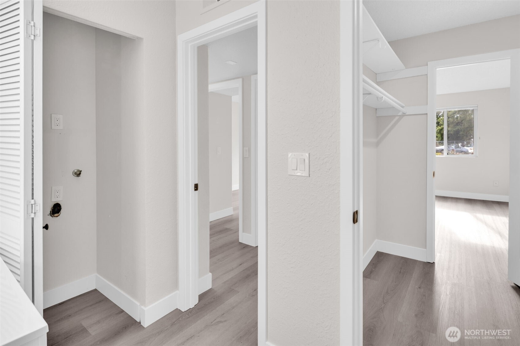 12520 NE 145th Street #E-33, Kirkland, WA 98034