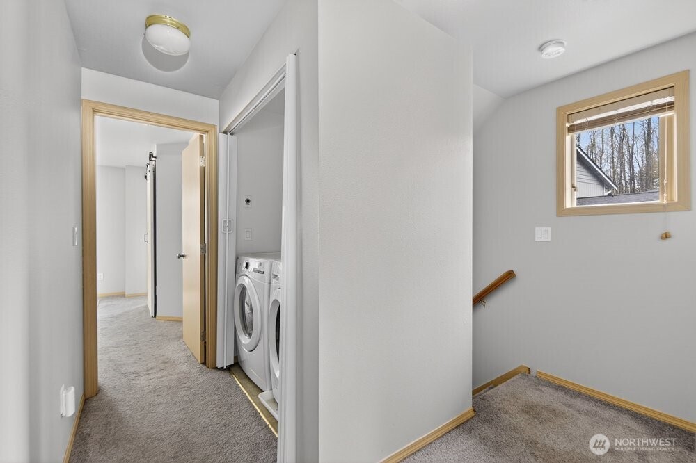 1212 N 12th Place , Mount Vernon, WA 98273