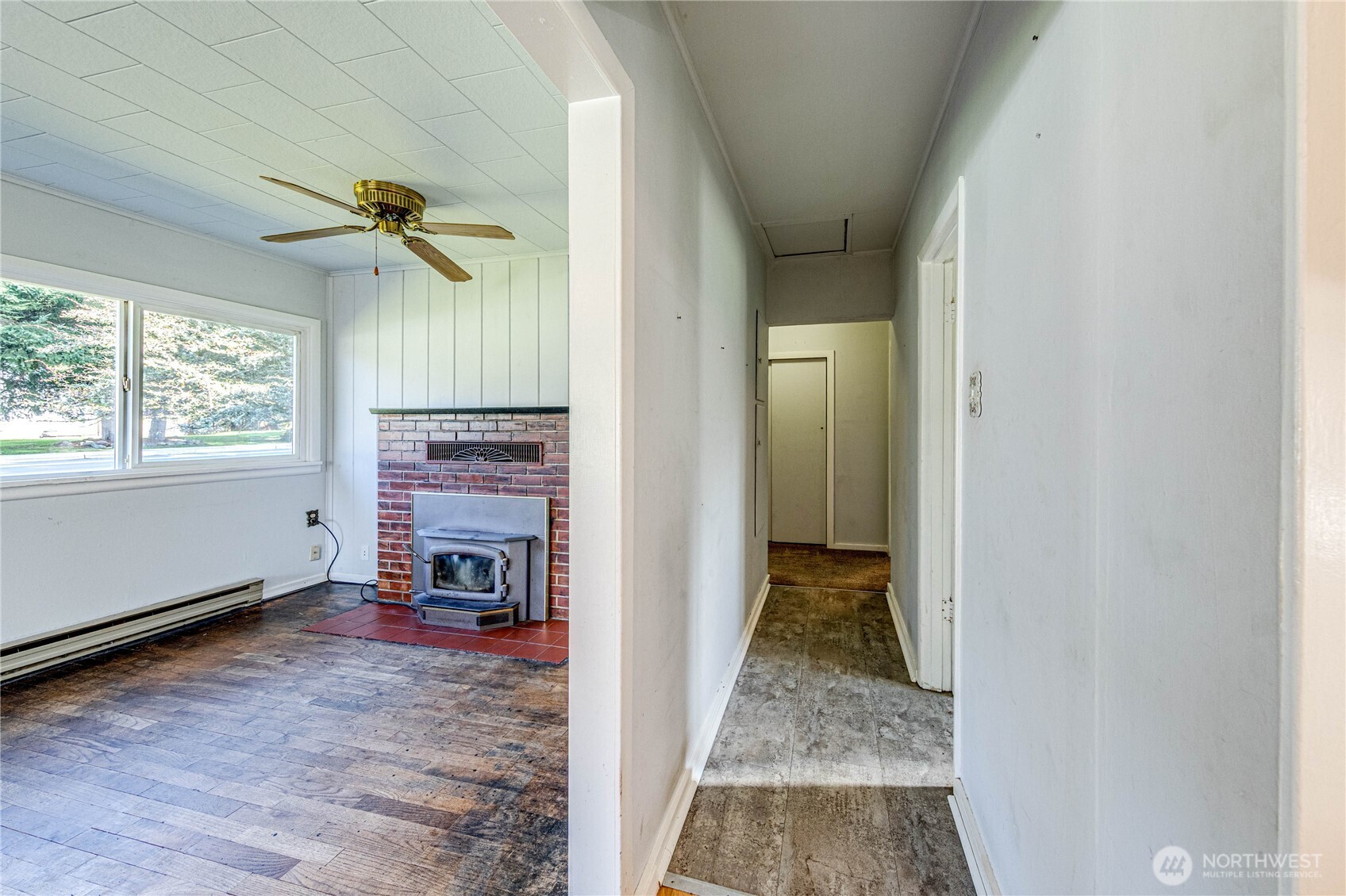 2016 W 10th Street , Port Angeles, WA 98363