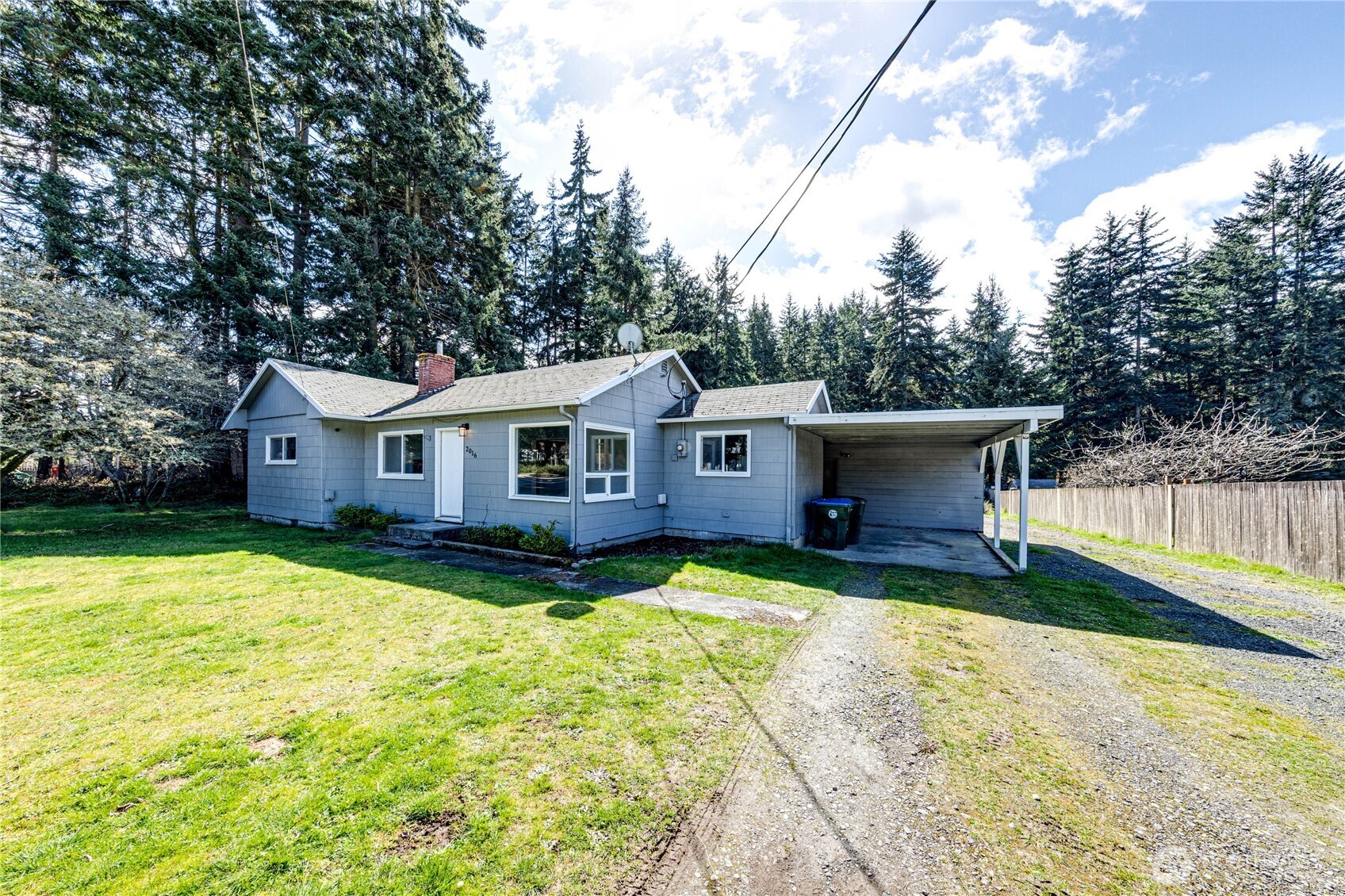 2016 W 10th Street , Port Angeles, WA 98363
