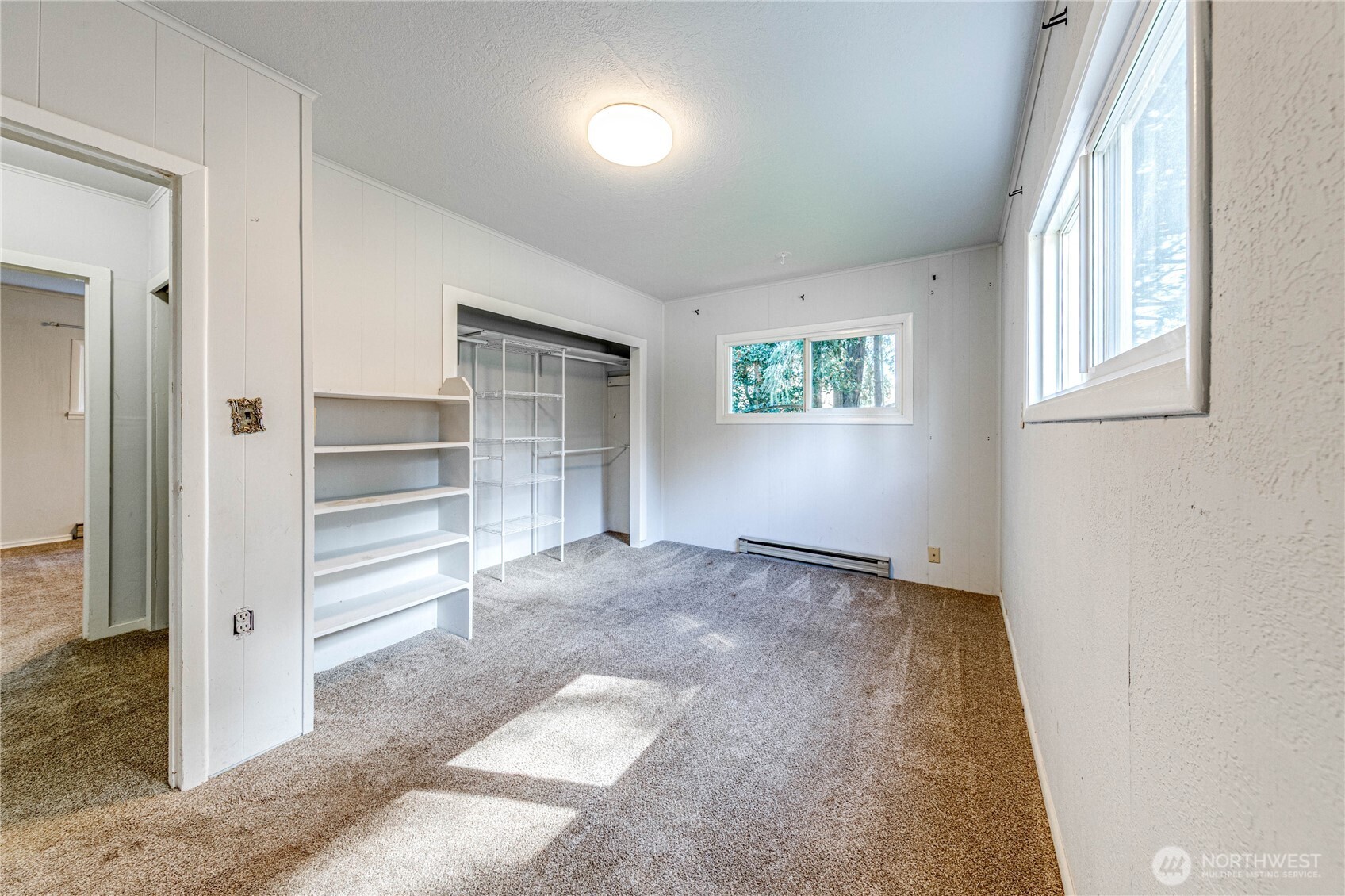 2016 W 10th Street , Port Angeles, WA 98363