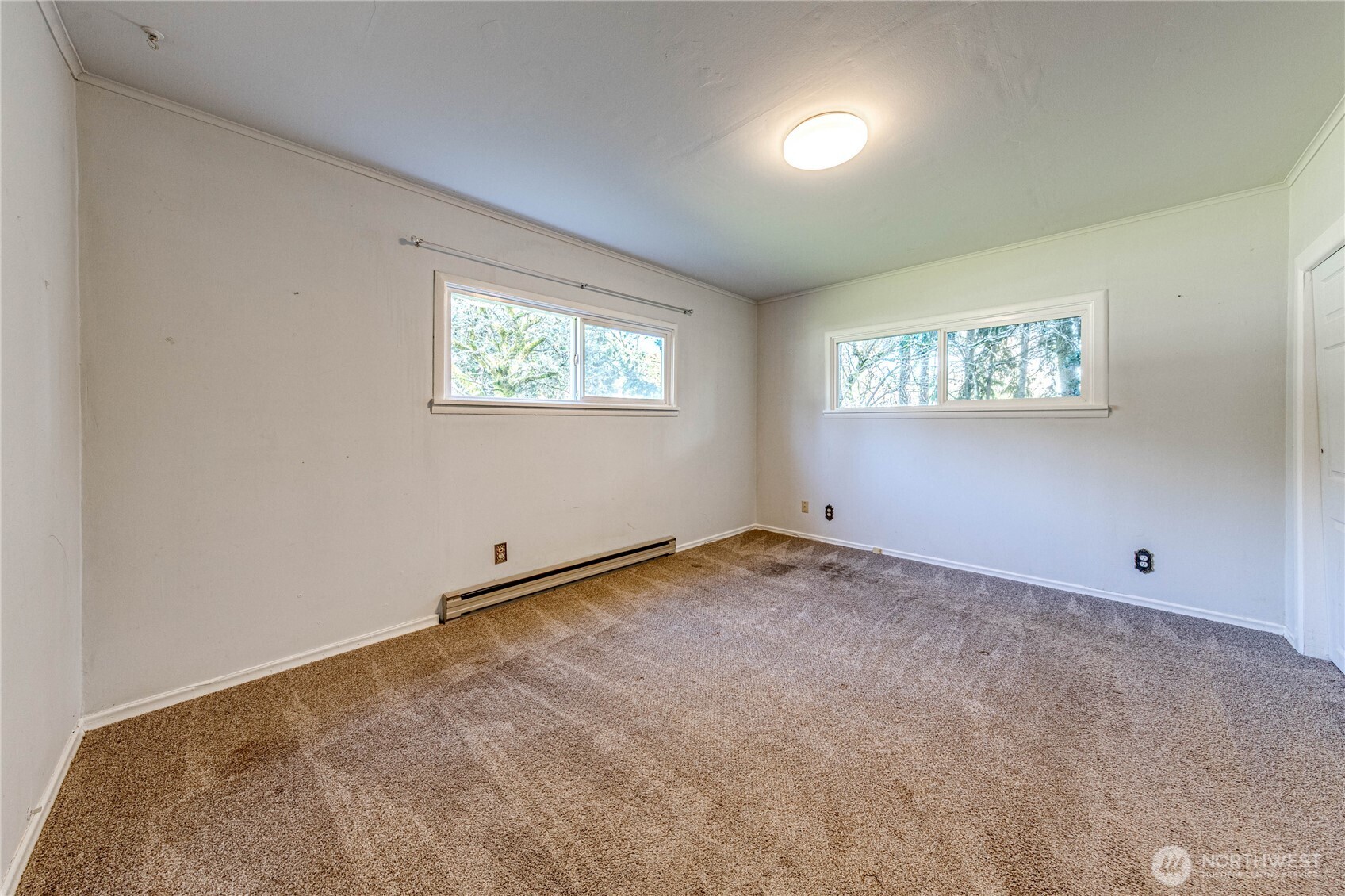 2016 W 10th Street , Port Angeles, WA 98363