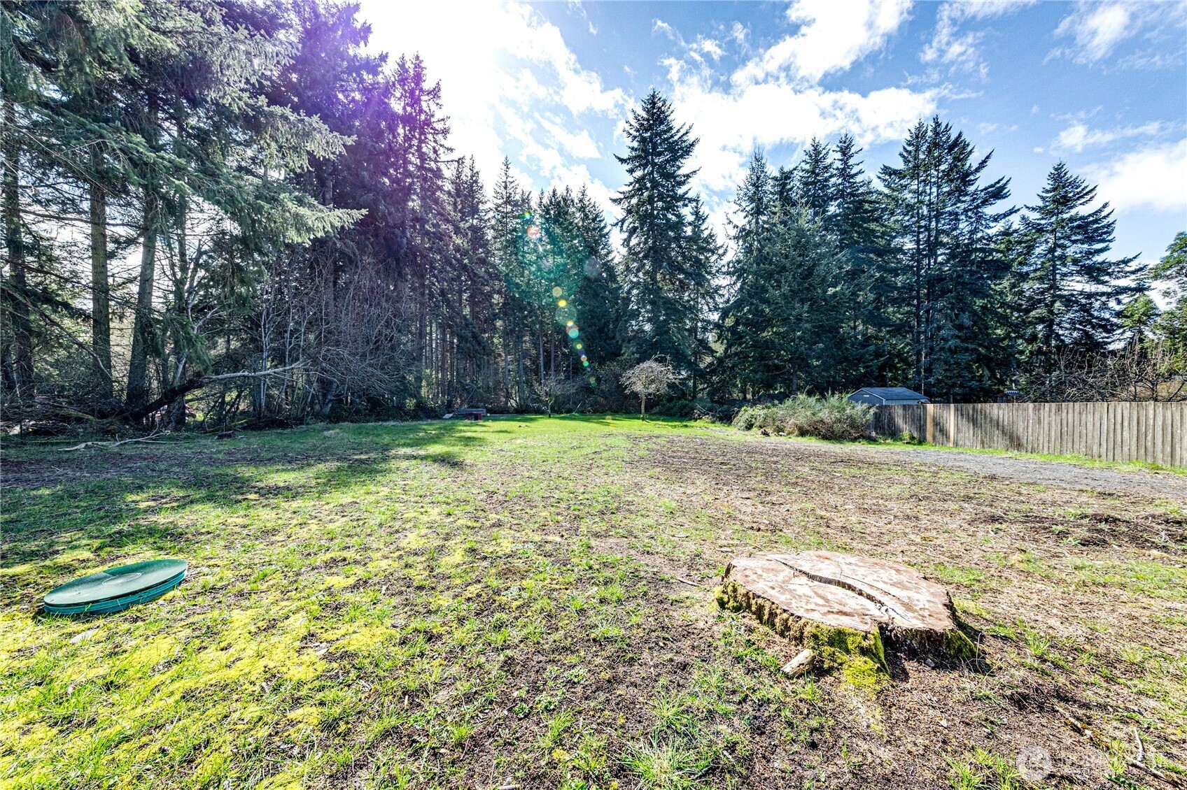2016 W 10th Street , Port Angeles, WA 98363