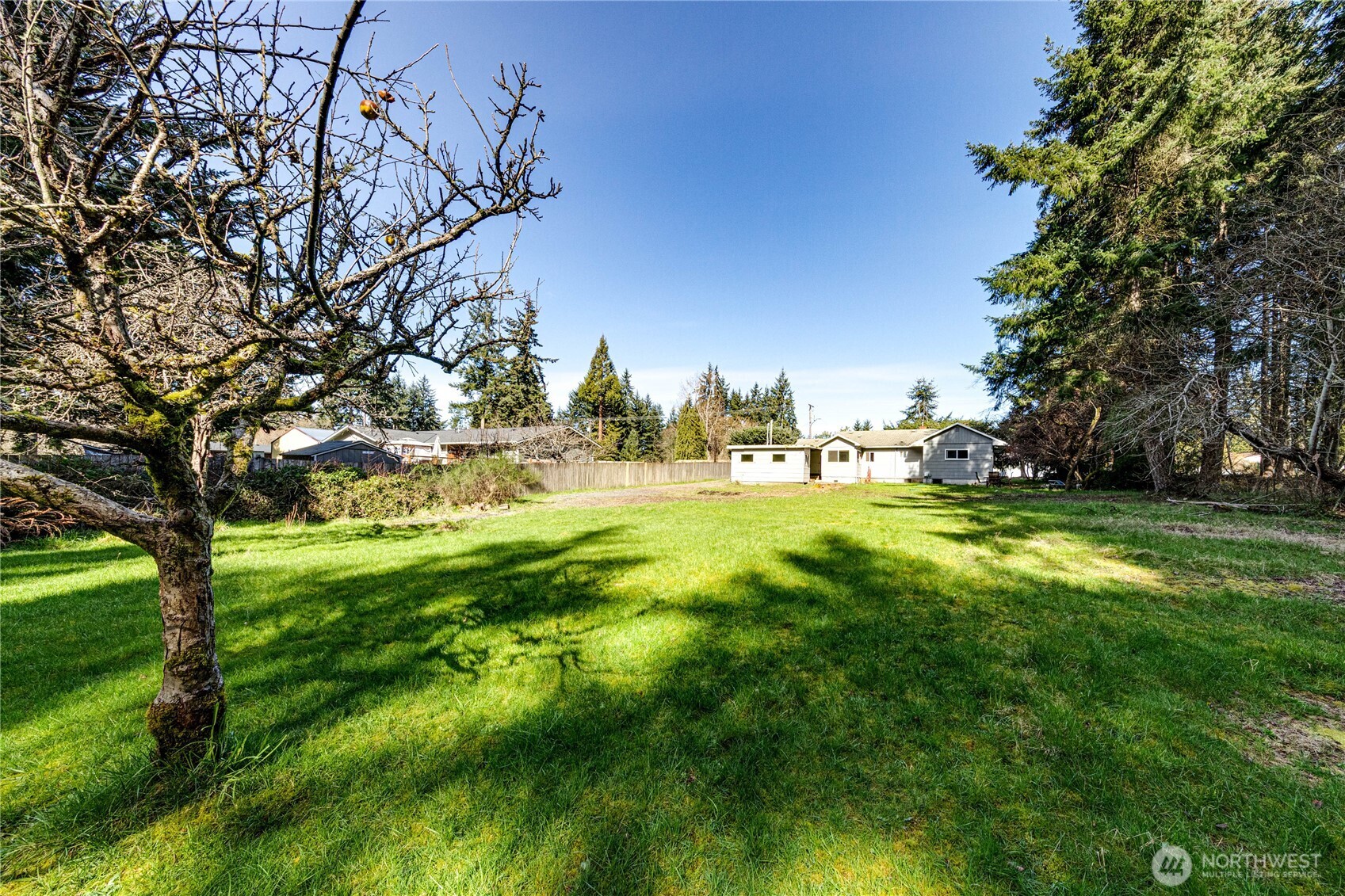 2016 W 10th Street , Port Angeles, WA 98363