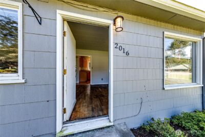 2016 W 10th Street , Port Angeles, WA 98363 - Photo 4
