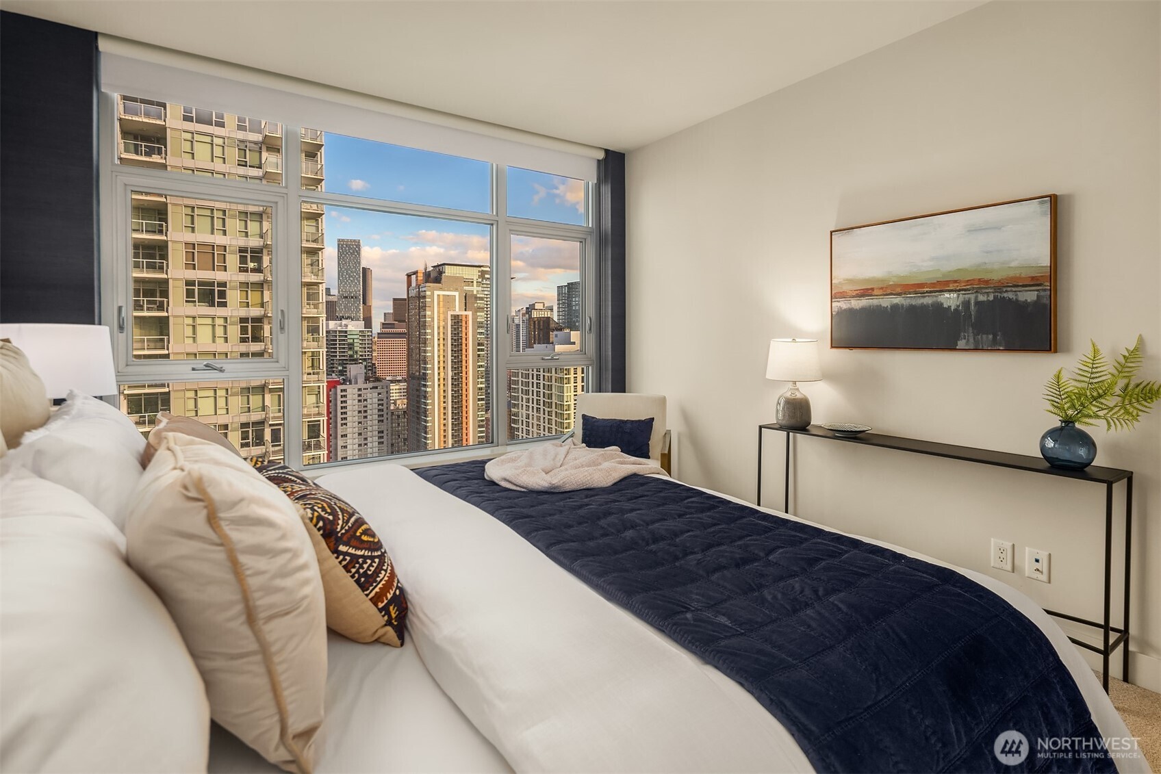 583 Battery Street #3406N, Seattle, WA 98121