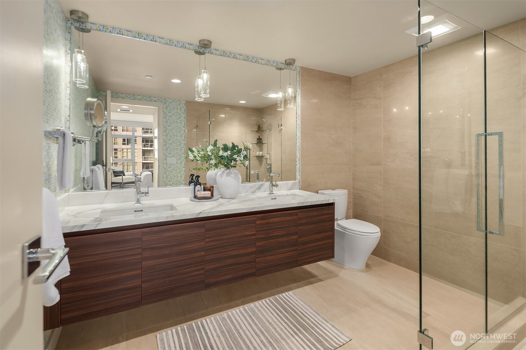 583 Battery Street #3406N, Seattle, WA 98121