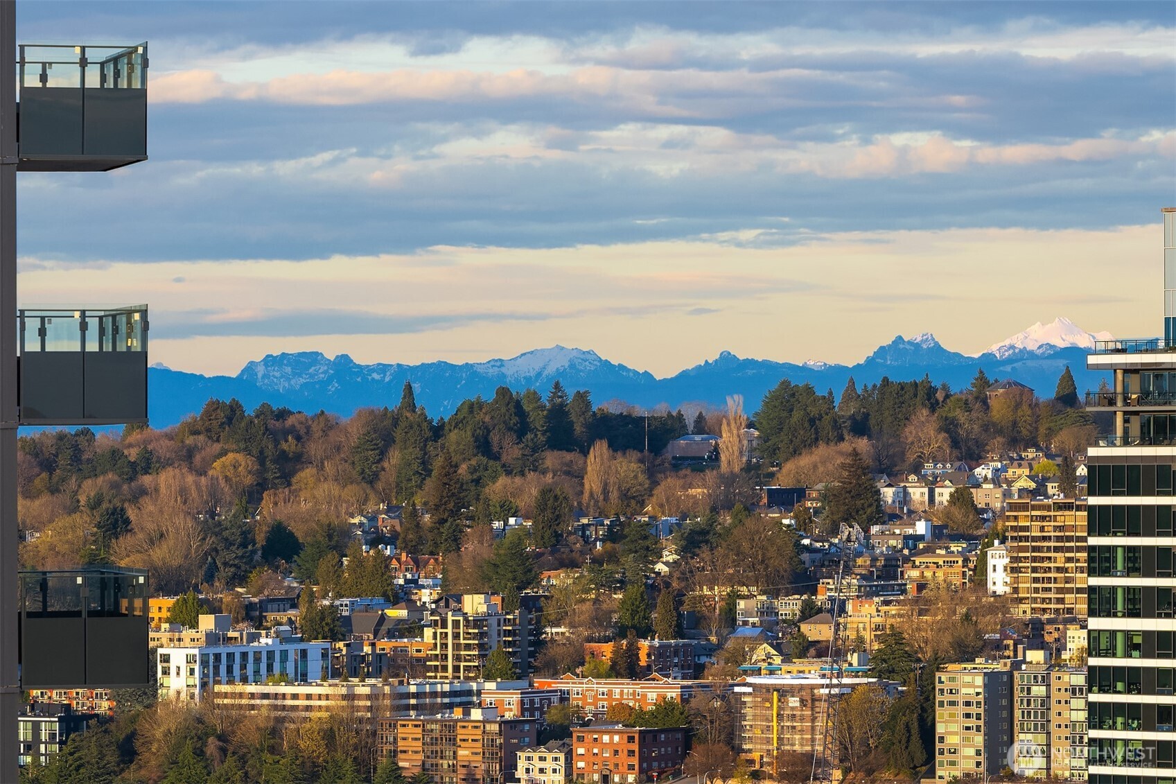 583 Battery Street #3406N, Seattle, WA 98121