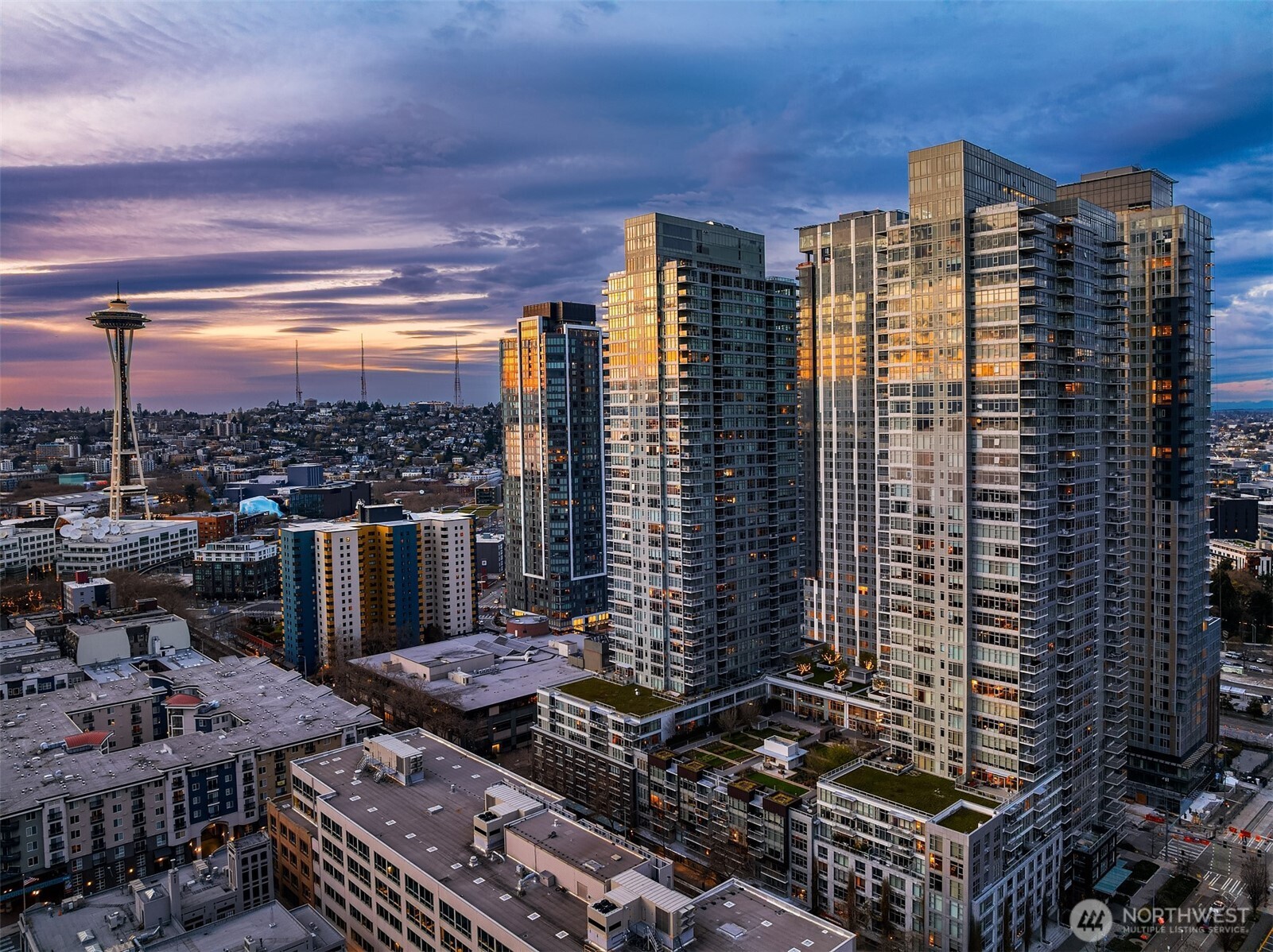 583 Battery Street #3406N, Seattle, WA 98121