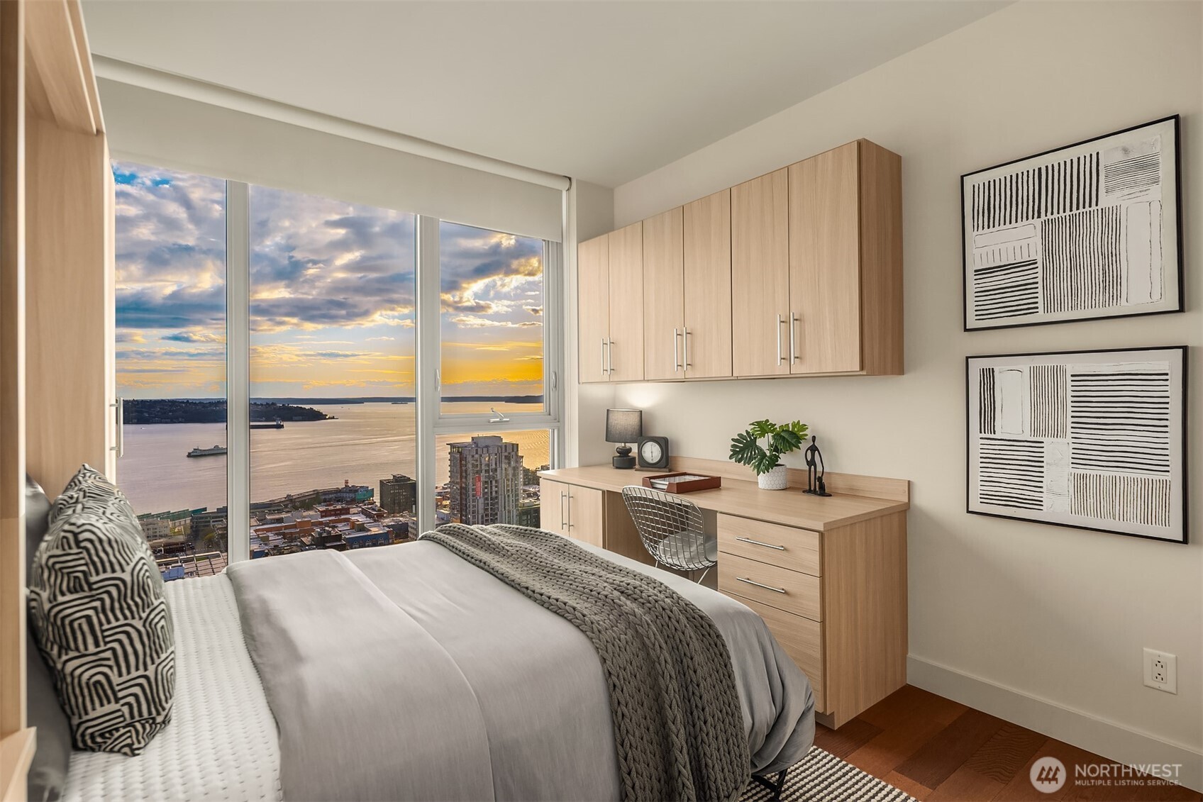 583 Battery Street #3406N, Seattle, WA 98121