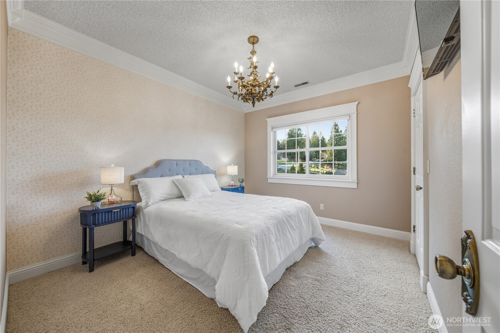 4217 Lakeridge Drive E, Lake Tapps, WA 98391